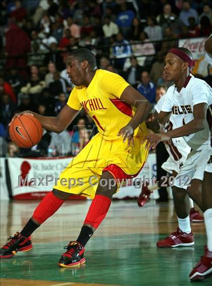 Thumbnail 1 in Melrose vs. Oak Hill Academy photogallery.