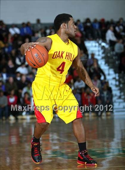Thumbnail 2 in Melrose vs. Oak Hill Academy photogallery.