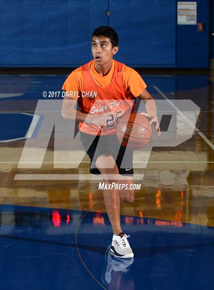 Thumbnail 2 in San Marino vs South Pasadena (San Marino Tournament) photogallery.