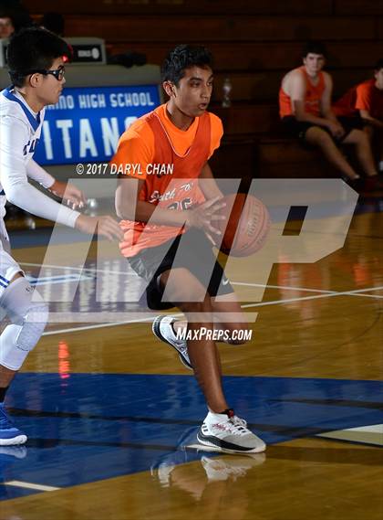 Thumbnail 1 in San Marino vs South Pasadena (San Marino Tournament) photogallery.