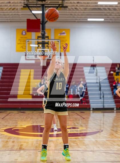 Thumbnail 3 in Langley @ Falls Church (Cougar Holiday Classic) photogallery.