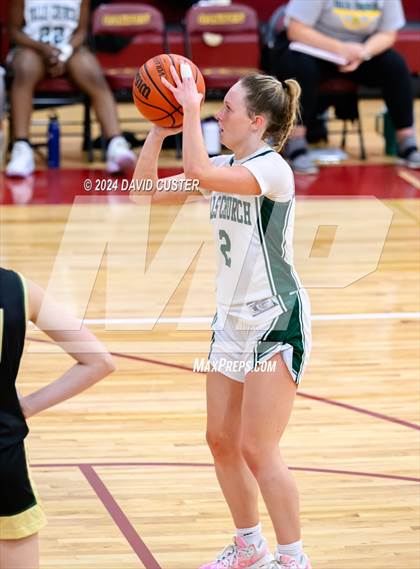 Thumbnail 2 in Langley @ Falls Church (Cougar Holiday Classic) photogallery.