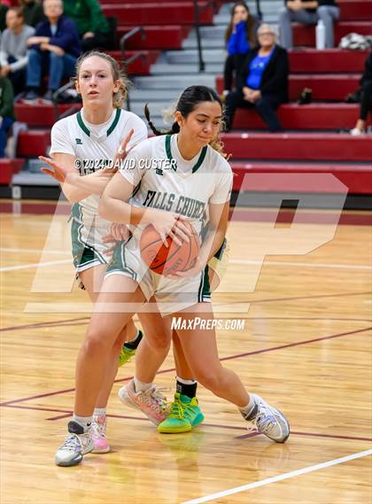 Thumbnail 2 in Langley @ Falls Church (Cougar Holiday Classic) photogallery.