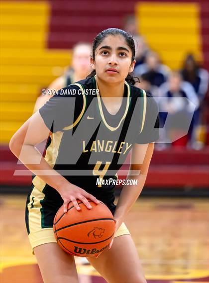 Thumbnail 1 in Langley @ Falls Church (Cougar Holiday Classic) photogallery.