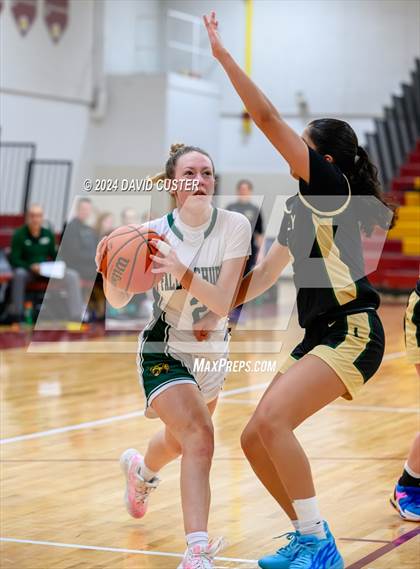 Thumbnail 2 in Langley @ Falls Church (Cougar Holiday Classic) photogallery.