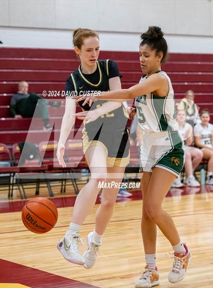 Thumbnail 3 in Langley @ Falls Church (Cougar Holiday Classic) photogallery.