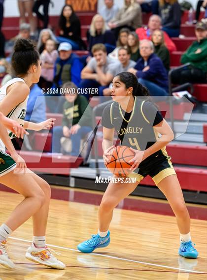 Thumbnail 1 in Langley @ Falls Church (Cougar Holiday Classic) photogallery.