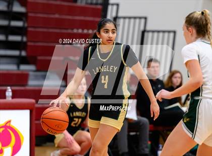 Thumbnail 2 in Langley @ Falls Church (Cougar Holiday Classic) photogallery.