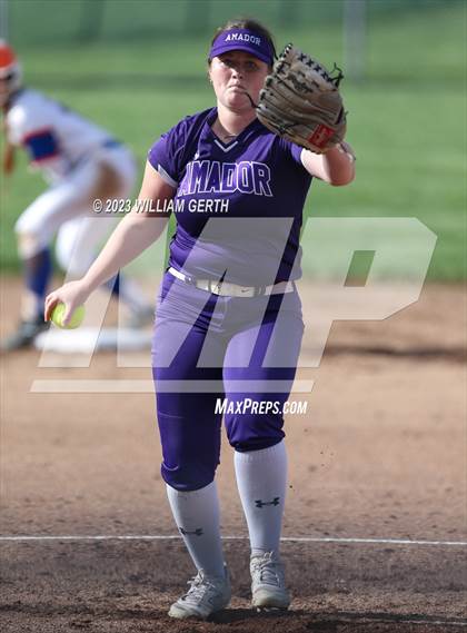 Thumbnail 1 in Kimball @ Amador Valley photogallery.