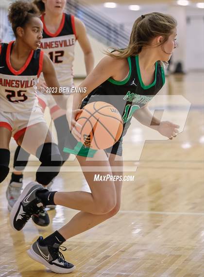 Thumbnail 1 in Gainesville vs McIntosh (MLK Luella HoopKlub Showcase) photogallery.