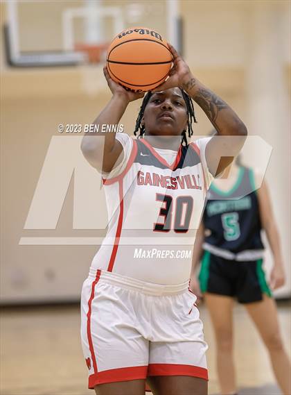 Thumbnail 3 in Gainesville vs McIntosh (MLK Luella HoopKlub Showcase) photogallery.