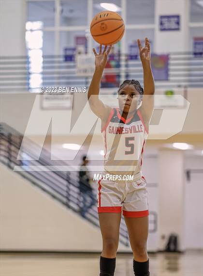 Thumbnail 2 in Gainesville vs McIntosh (MLK Luella HoopKlub Showcase) photogallery.