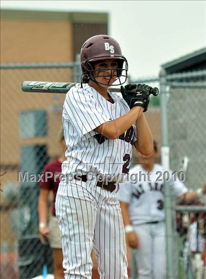 Thumbnail 3 in Bay Shore vs Clarence (NYSPHSAA Class AA Semifinal) photogallery.
