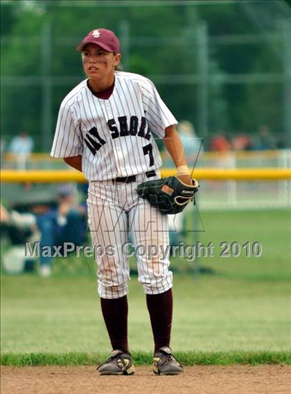Thumbnail 2 in Bay Shore vs Clarence (NYSPHSAA Class AA Semifinal) photogallery.