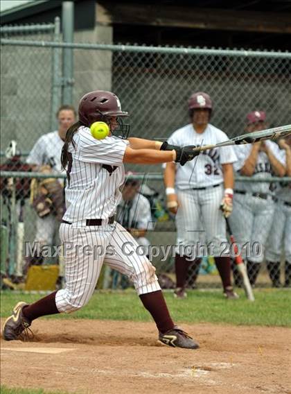 Thumbnail 1 in Bay Shore vs Clarence (NYSPHSAA Class AA Semifinal) photogallery.