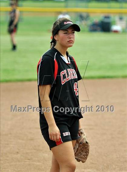 Thumbnail 2 in Bay Shore vs Clarence (NYSPHSAA Class AA Semifinal) photogallery.