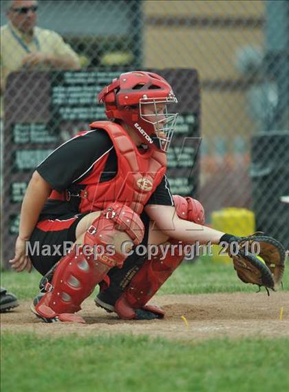 Thumbnail 2 in Bay Shore vs Clarence (NYSPHSAA Class AA Semifinal) photogallery.