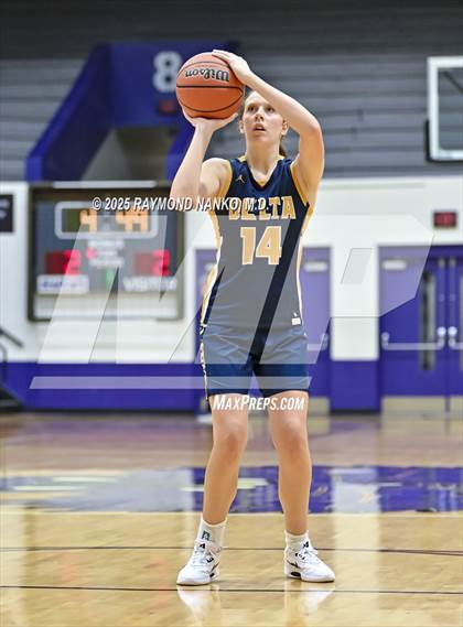 Thumbnail 1 in JV: Delta @ Muncie Central photogallery.