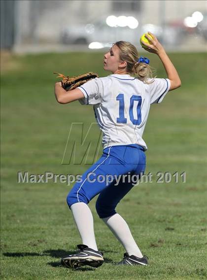 Thumbnail 1 in Poway @ Ramona photogallery.
