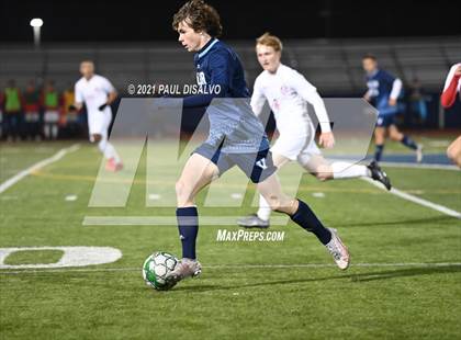 Thumbnail 3 in Denver East vs. Valor Christian (CHSAA 5A Second Round ) photogallery.