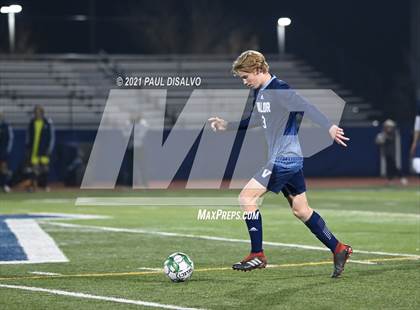 Thumbnail 1 in Denver East vs. Valor Christian (CHSAA 5A Second Round ) photogallery.