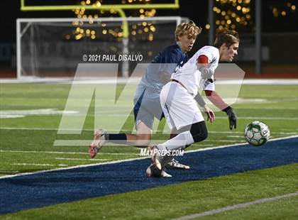 Thumbnail 3 in Denver East vs. Valor Christian (CHSAA 5A Second Round ) photogallery.