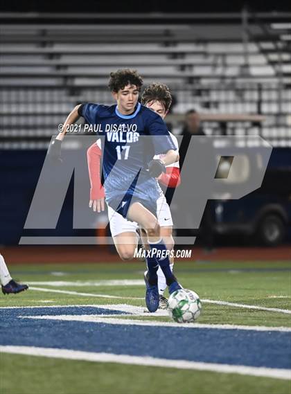 Thumbnail 2 in Denver East vs. Valor Christian (CHSAA 5A Second Round ) photogallery.