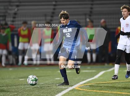 Thumbnail 3 in Denver East vs. Valor Christian (CHSAA 5A Second Round ) photogallery.