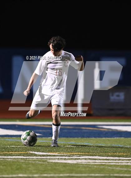 Thumbnail 2 in Denver East vs. Valor Christian (CHSAA 5A Second Round ) photogallery.