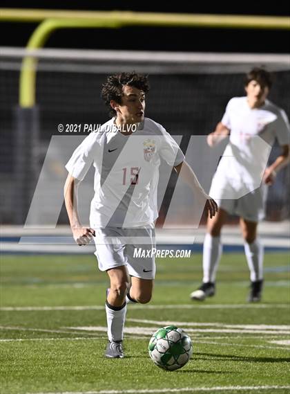 Thumbnail 1 in Denver East vs. Valor Christian (CHSAA 5A Second Round ) photogallery.
