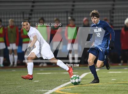 Thumbnail 2 in Denver East vs. Valor Christian (CHSAA 5A Second Round ) photogallery.