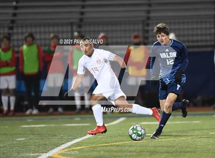 Thumbnail 3 in Denver East vs. Valor Christian (CHSAA 5A Second Round ) photogallery.