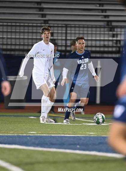 Thumbnail 2 in Denver East vs. Valor Christian (CHSAA 5A Second Round ) photogallery.