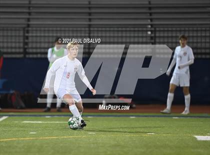 Thumbnail 2 in Denver East vs. Valor Christian (CHSAA 5A Second Round ) photogallery.