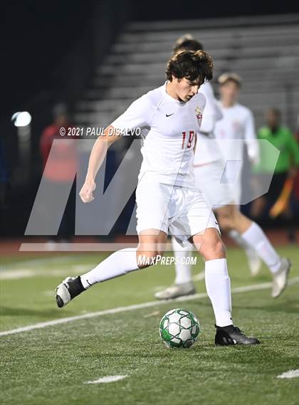 Thumbnail 3 in Denver East vs. Valor Christian (CHSAA 5A Second Round ) photogallery.