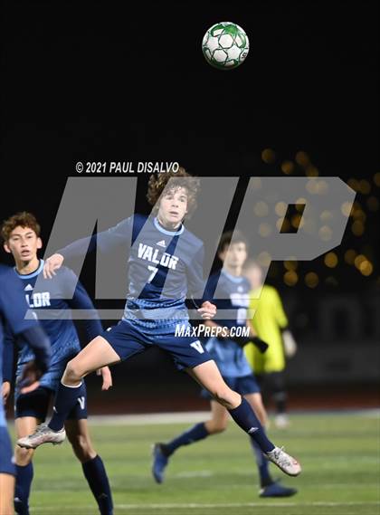 Thumbnail 1 in Denver East vs. Valor Christian (CHSAA 5A Second Round ) photogallery.