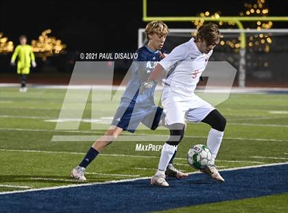 Thumbnail 3 in Denver East vs. Valor Christian (CHSAA 5A Second Round ) photogallery.