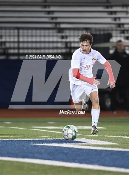 Thumbnail 2 in Denver East vs. Valor Christian (CHSAA 5A Second Round ) photogallery.