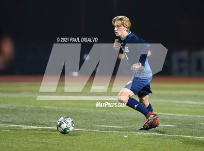 Thumbnail 3 in Denver East vs. Valor Christian (CHSAA 5A Second Round ) photogallery.