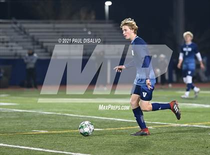 Thumbnail 2 in Denver East vs. Valor Christian (CHSAA 5A Second Round ) photogallery.
