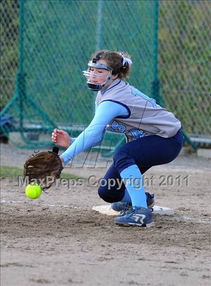 Thumbnail 3 in Interlake @ Bellevue photogallery.