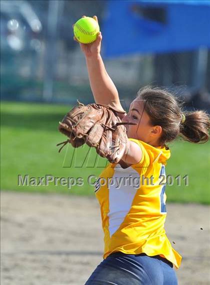 Thumbnail 1 in Interlake @ Bellevue photogallery.