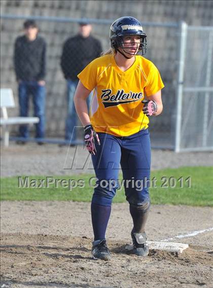 Thumbnail 1 in Interlake @ Bellevue photogallery.