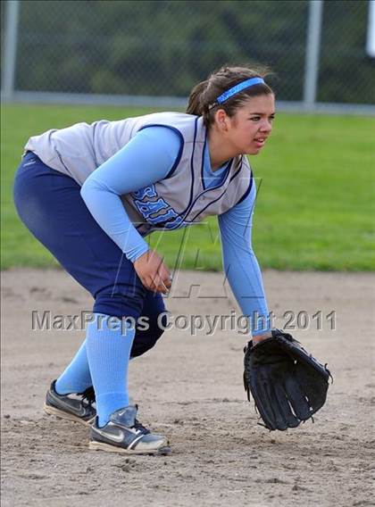 Thumbnail 3 in Interlake @ Bellevue photogallery.