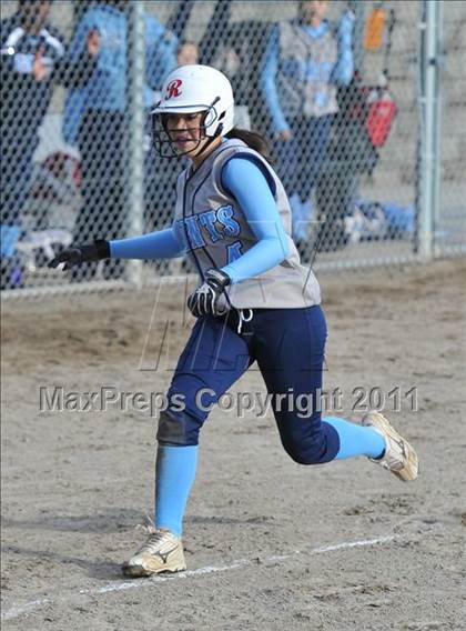Thumbnail 3 in Interlake @ Bellevue photogallery.