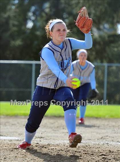 Thumbnail 1 in Interlake @ Bellevue photogallery.