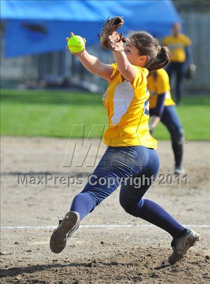 Thumbnail 2 in Interlake @ Bellevue photogallery.