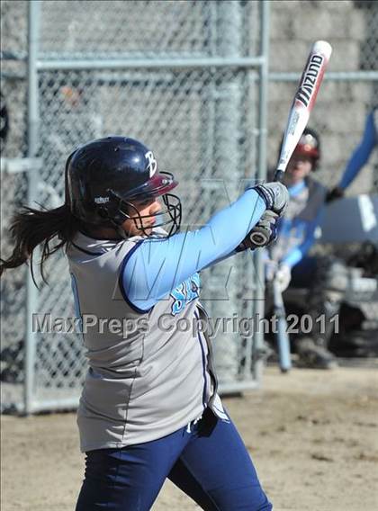 Thumbnail 3 in Interlake @ Bellevue photogallery.