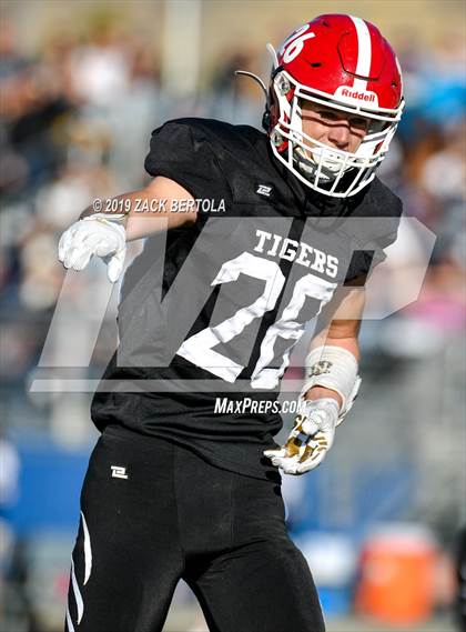 Thumbnail 2 in Millard vs. Milford (UHSAA 2A Semi-Finals) photogallery.