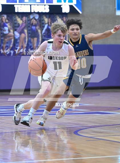 Thumbnail 3 in Mariner @ Jackson (4A District Playoff) photogallery.